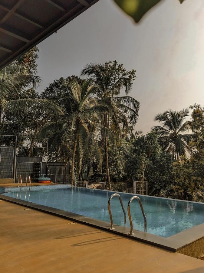 Miracle Hotel And Resorts Kozhikode Buitenkant foto